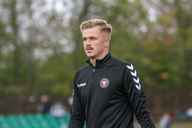 全力挽留他 全力挽留他